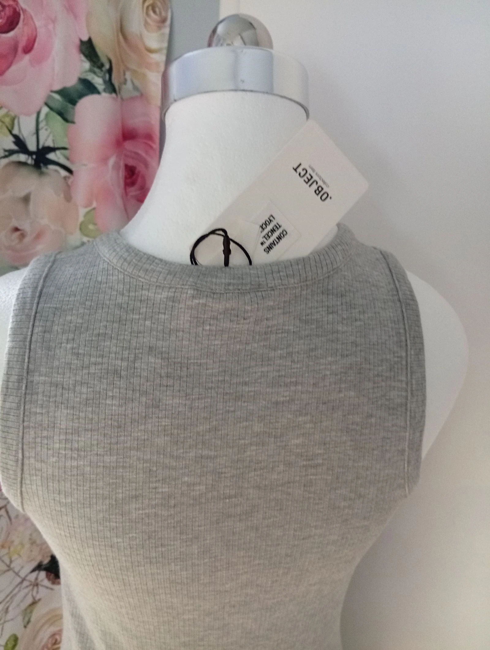Vestido largo ajustado con abertura lateral en material ecológico de fibra vegetal – photo 3